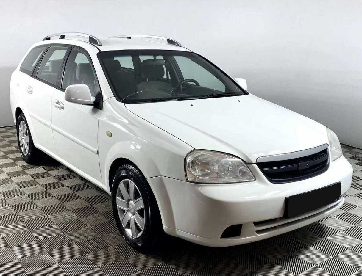 Chevrolet Lacetti с пробегом — 2012 год. Фото: #2