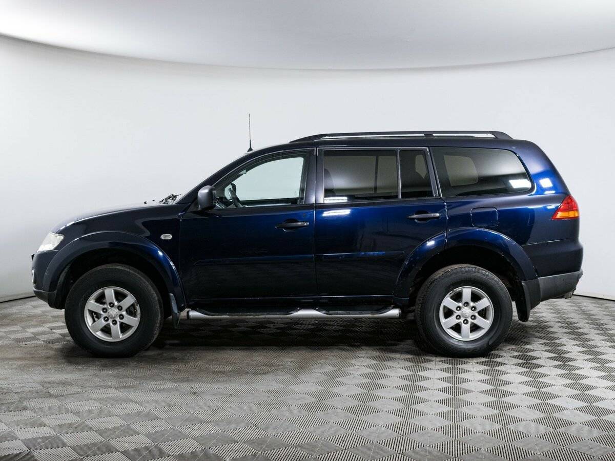 Mitsubishi Pajero Sport с пробегом — 2012 год. Фото: #7