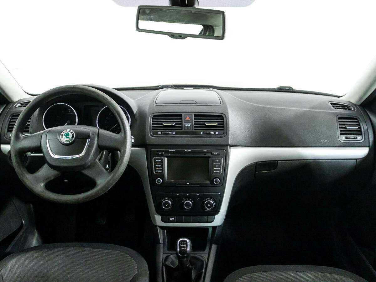 Skoda Yeti с пробегом — 2012 год. Фото: #11