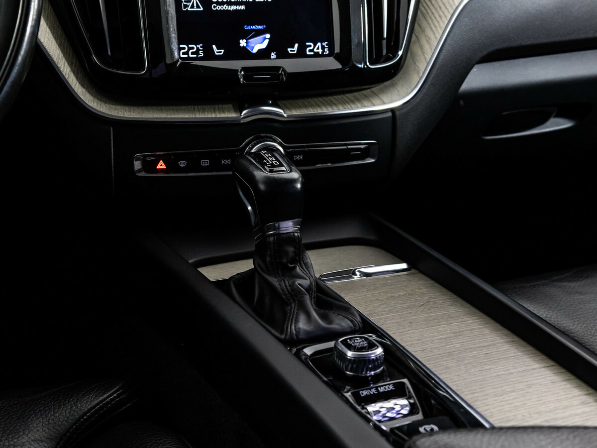 Volvo XC60 с пробегом — 2019 год. Фото: #8