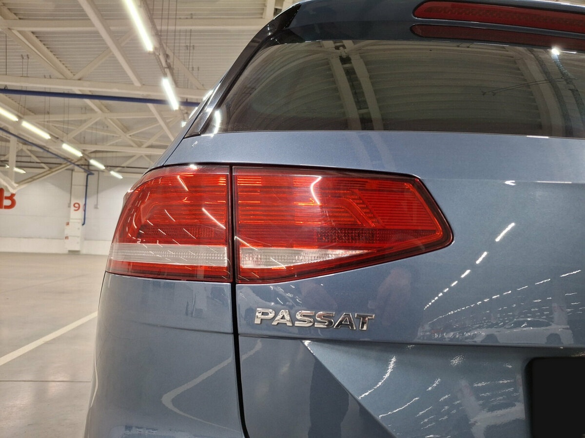 Volkswagen Passat с пробегом — 2018 год. Фото: #8