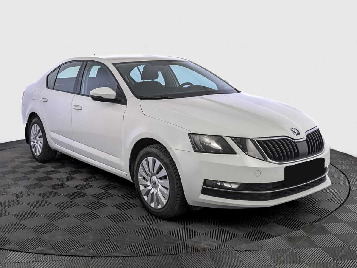 Skoda Octavia с пробегом — 2017 год. Фото: #2