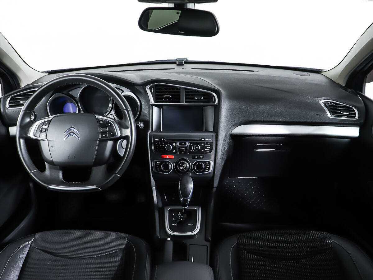 Citroen C4 с пробегом — 2014 год. Фото: #10