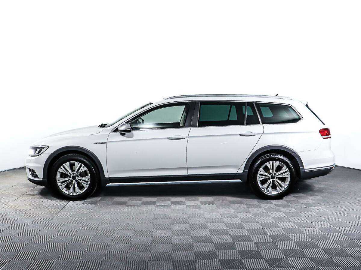 Volkswagen Passat с пробегом — 2018 год. Фото: #7
