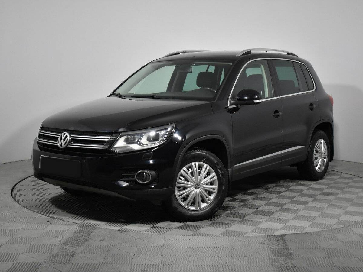 Volkswagen Tiguan с пробегом — 2012 год. Фото: #0