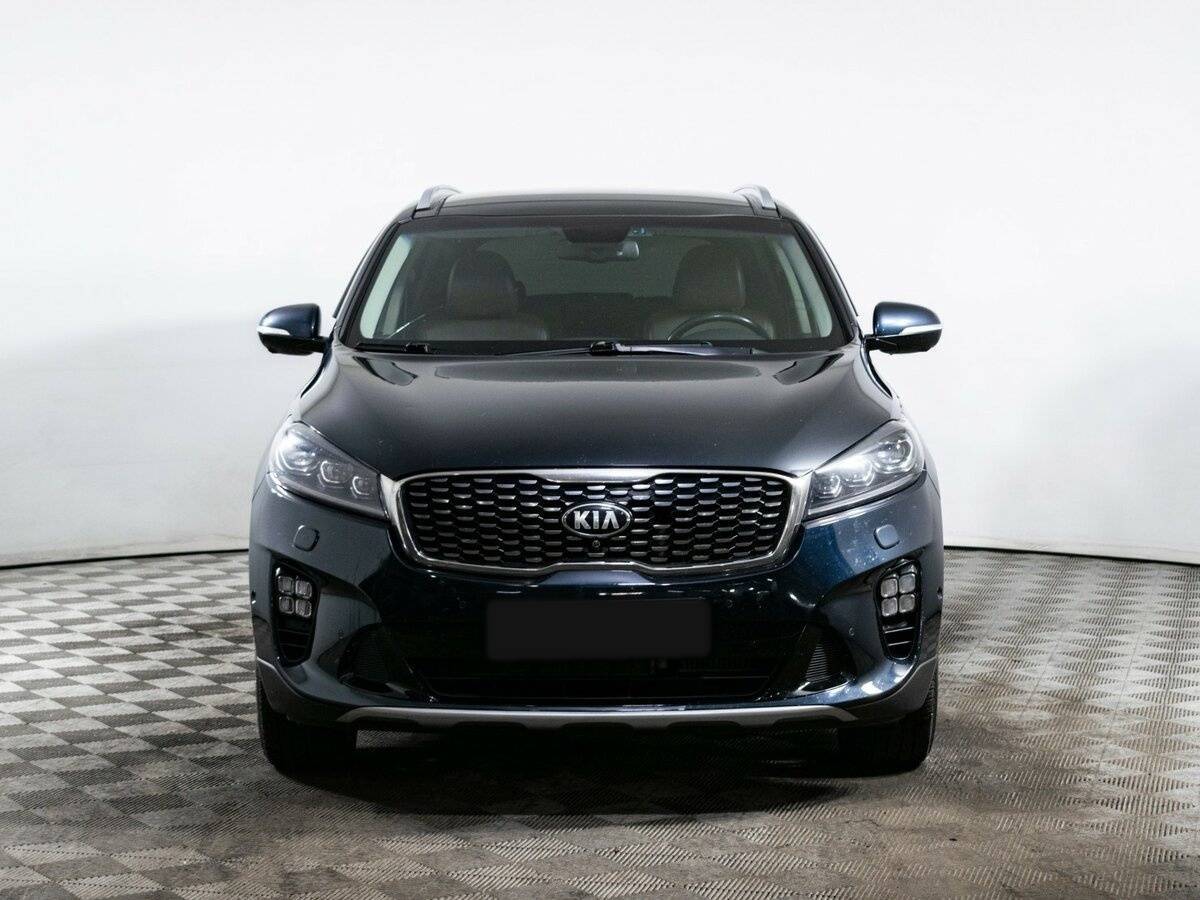 Kia Sorento с пробегом — 2017 год. Фото: #1