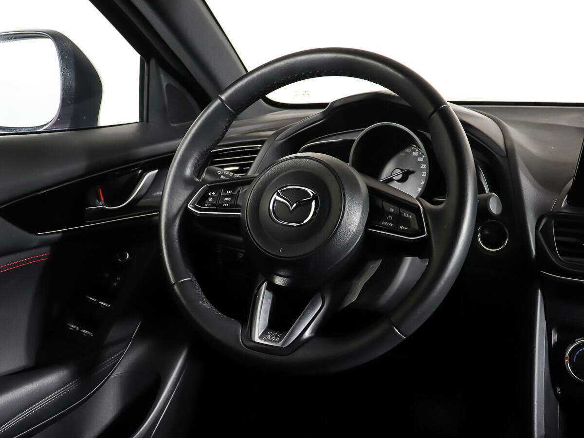 Mazda CX-4 с пробегом — 2022 год. Фото: #13