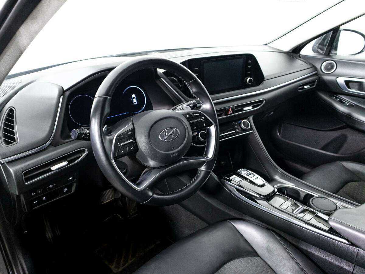 Hyundai Sonata с пробегом — 2020 год. Фото: #10