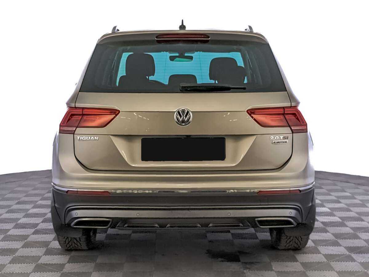 Volkswagen Tiguan с пробегом — 2018 год. Фото: #5