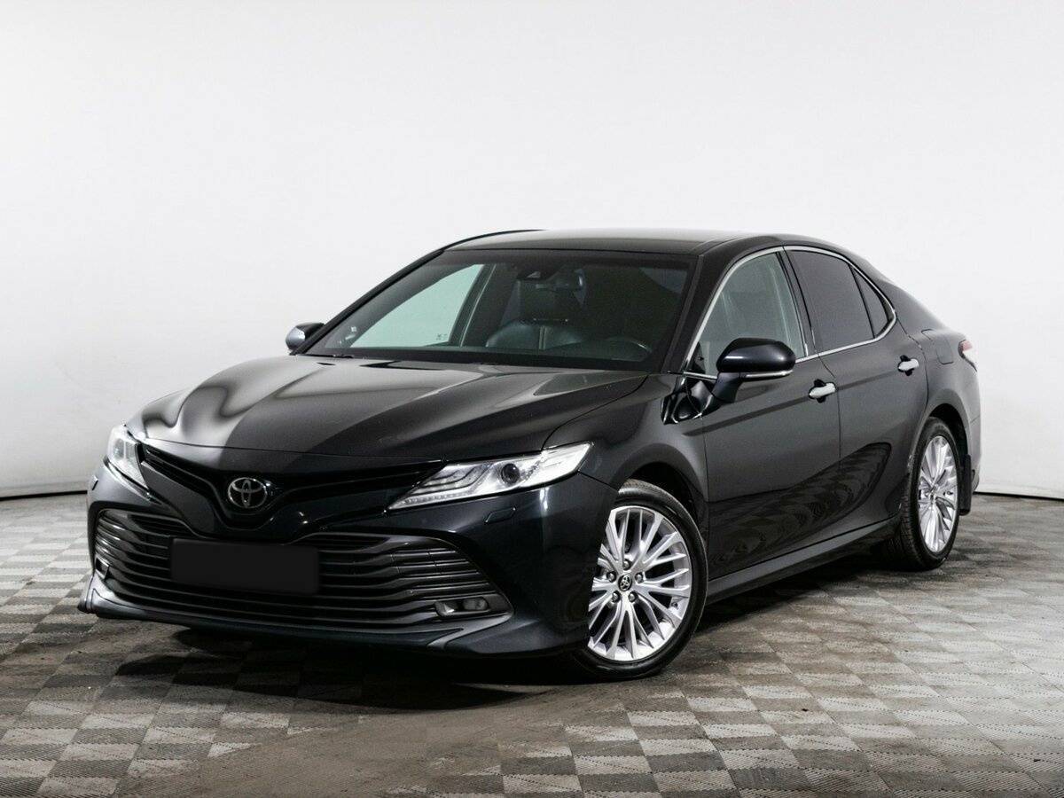 Toyota Camry с пробегом — 2020 год. Фото: #0