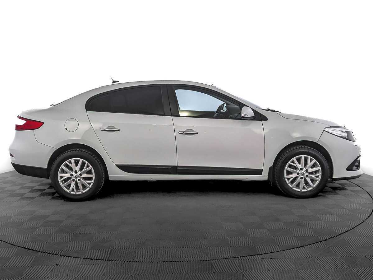 Renault Fluence с пробегом — 2013 год. Фото: #3