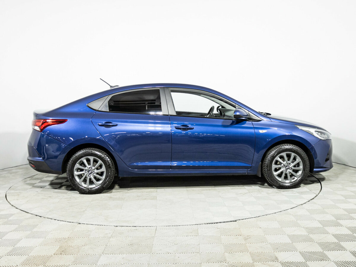 Hyundai Solaris с пробегом — 2021 год. Фото: #3
