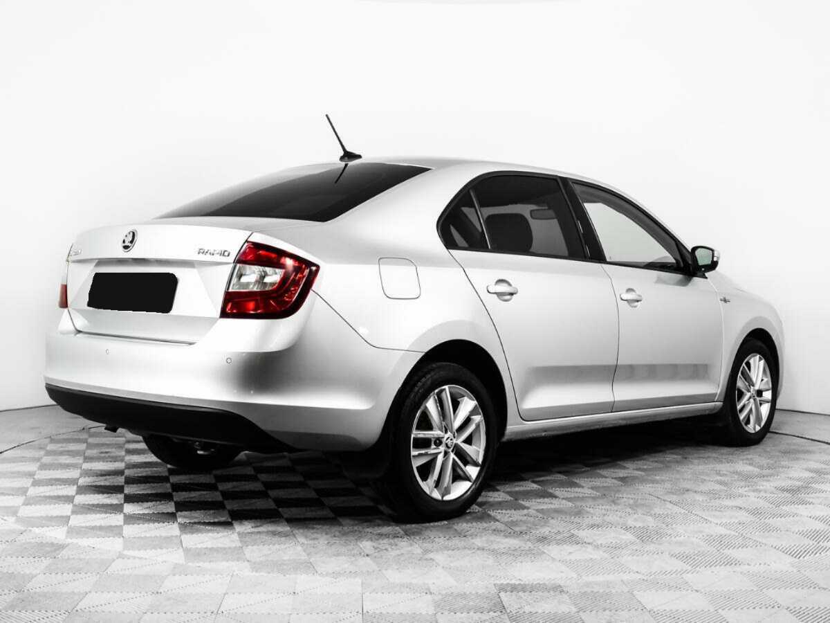 Skoda Rapid с пробегом — 2019 год. Фото: #4