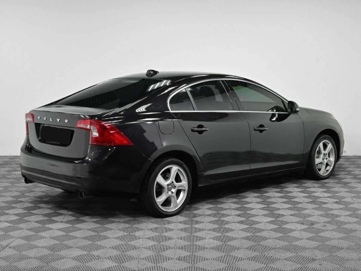Volvo S60 с пробегом — 2013 год. Фото: #1