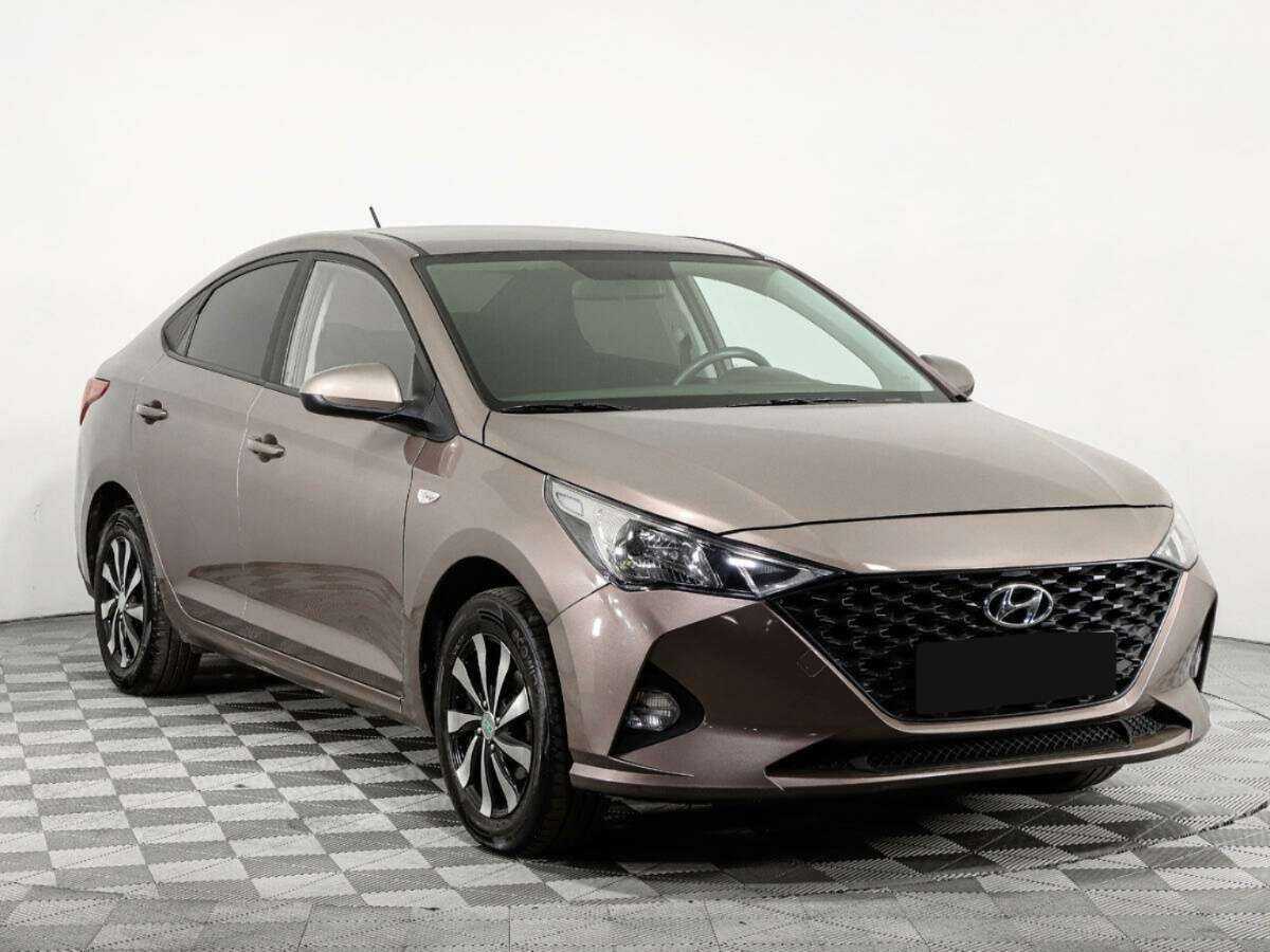 Hyundai Solaris с пробегом — 2020 год. Фото: #2