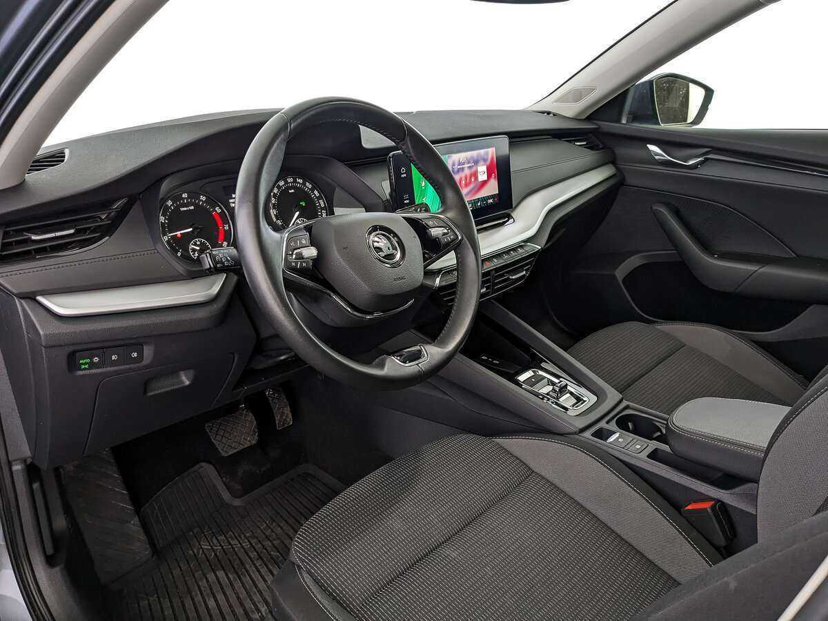 Skoda Octavia с пробегом — 2021 год. Фото: #9