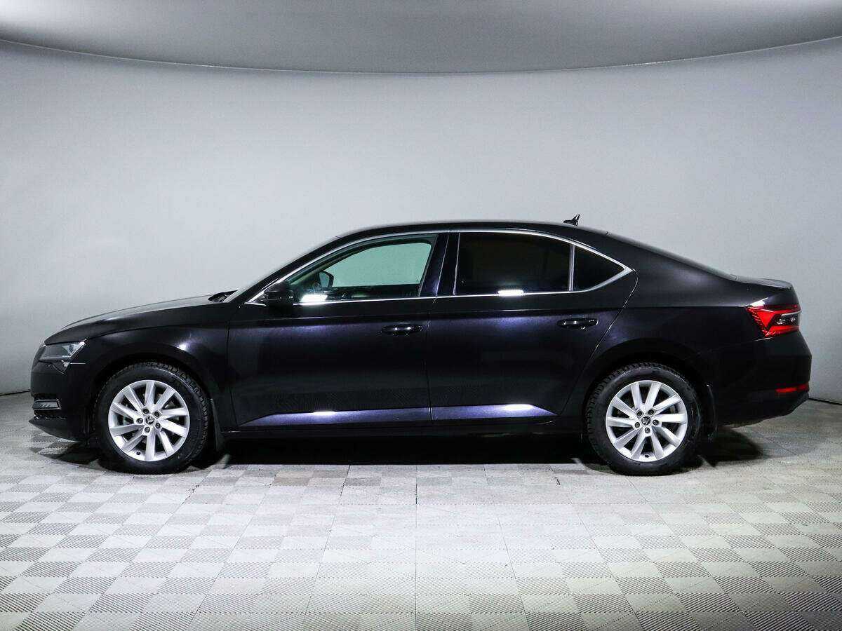 Skoda Superb с пробегом — 2020 год. Фото: #6