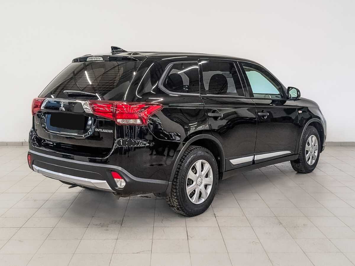 Mitsubishi Outlander с пробегом — 2018 год. Фото: #4
