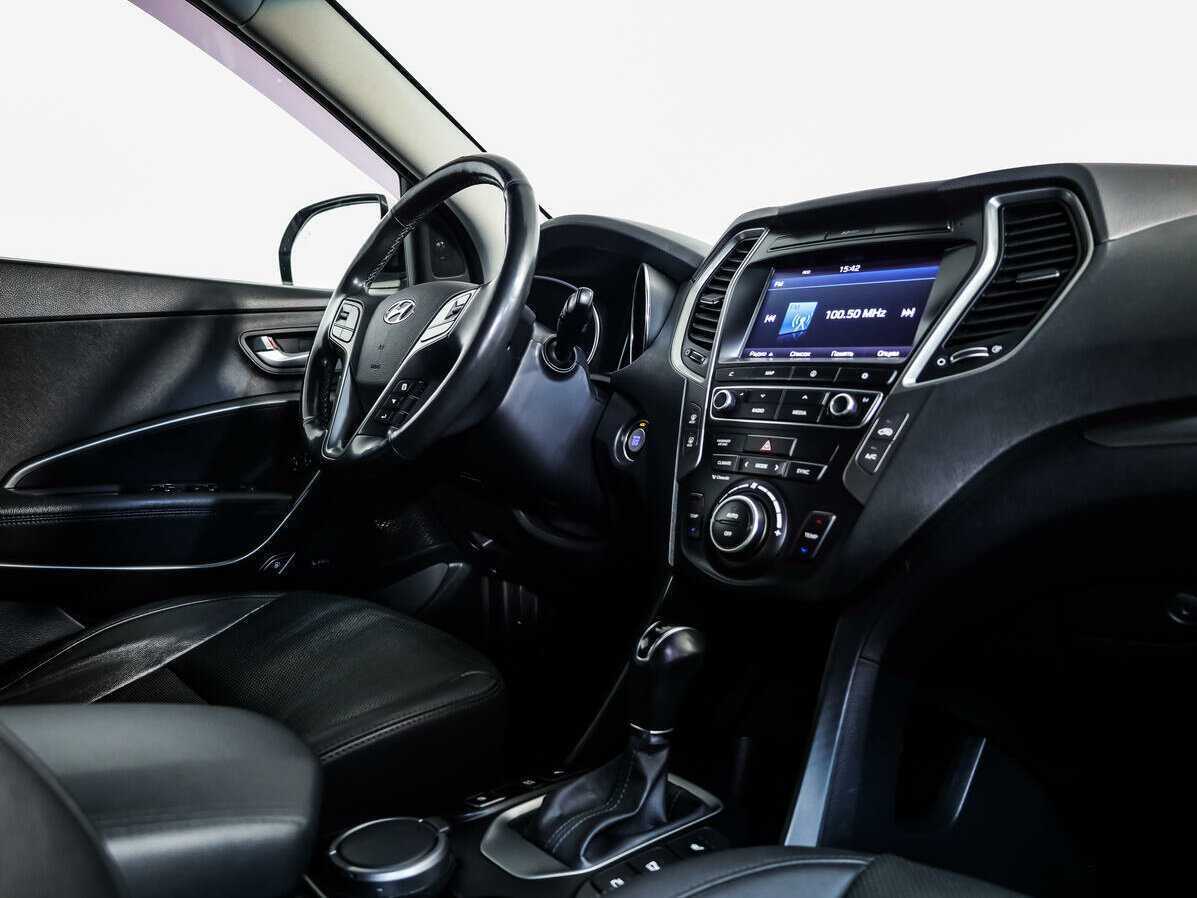 Hyundai Santa Fe с пробегом — 2017 год. Фото: #7