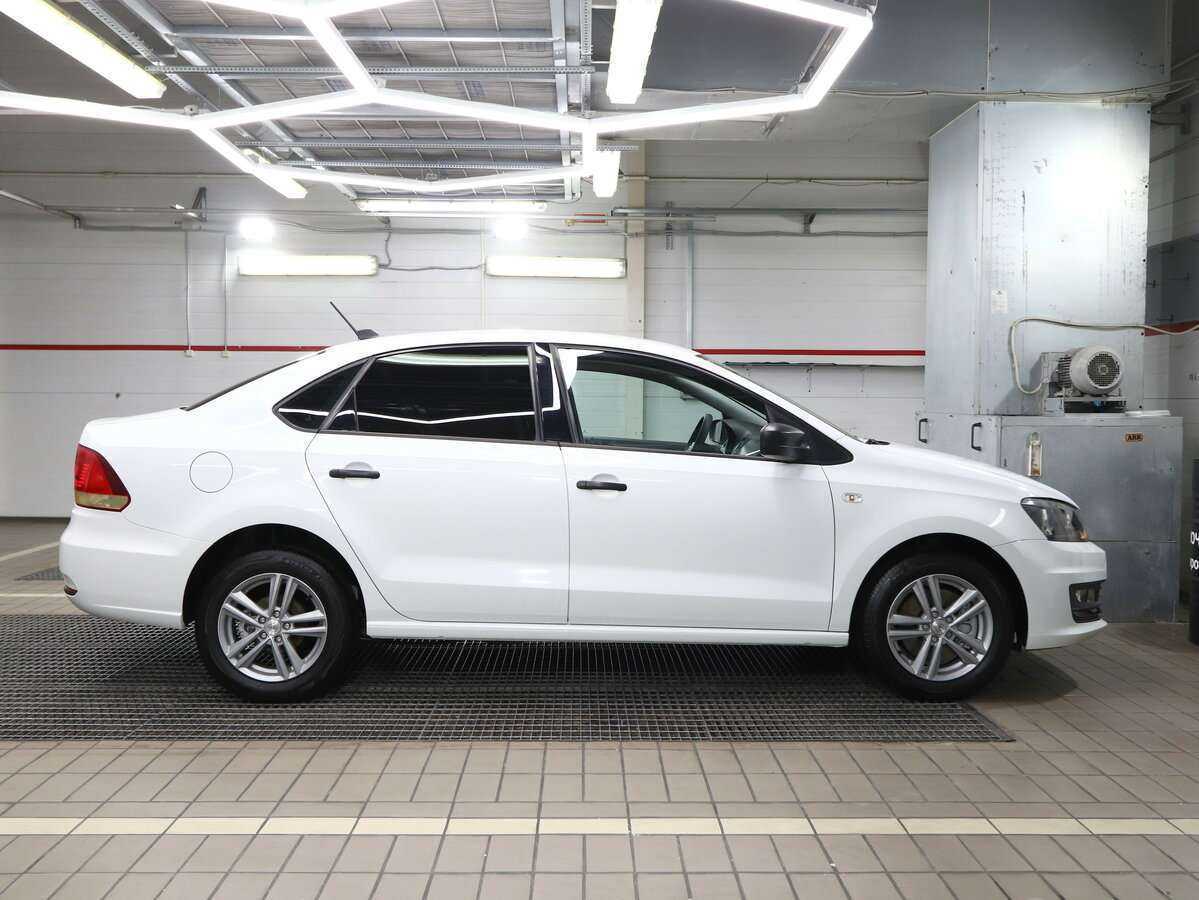 Volkswagen Polo с пробегом — 2017 год. Фото: #2