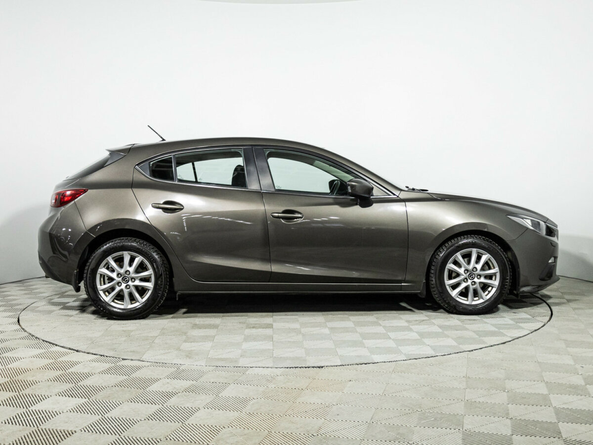 Mazda 3 с пробегом — 2013 год. Фото: #3