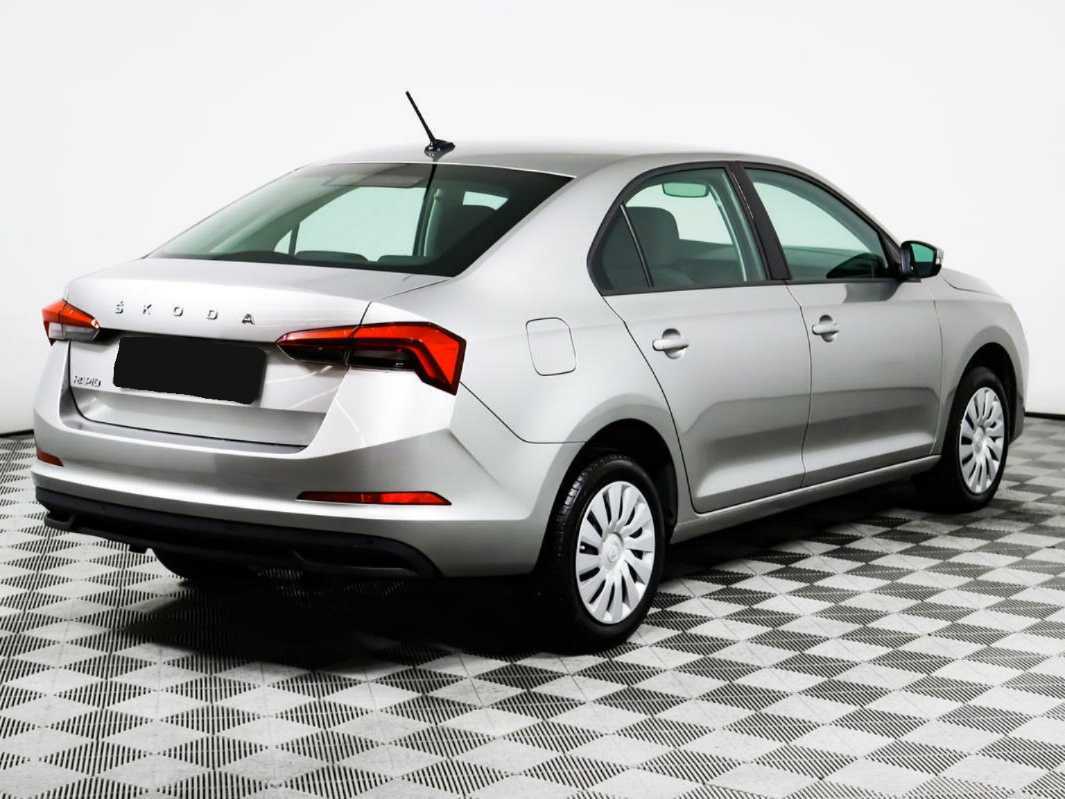 Skoda Rapid с пробегом — 2020 год. Фото: #4