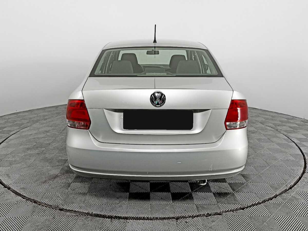 Volkswagen Polo с пробегом — 2014 год. Фото: #4