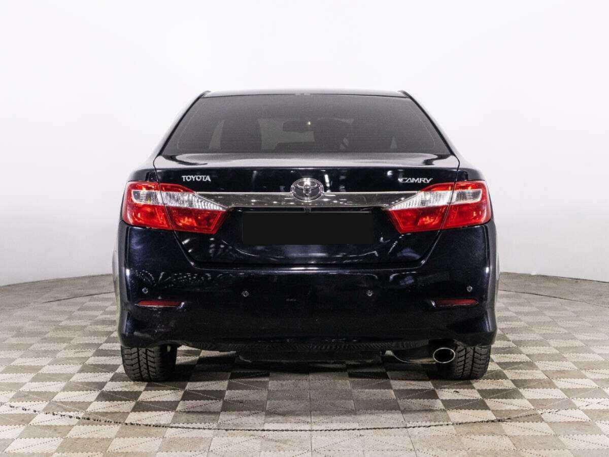 Toyota Camry с пробегом — 2012 год. Фото: #5