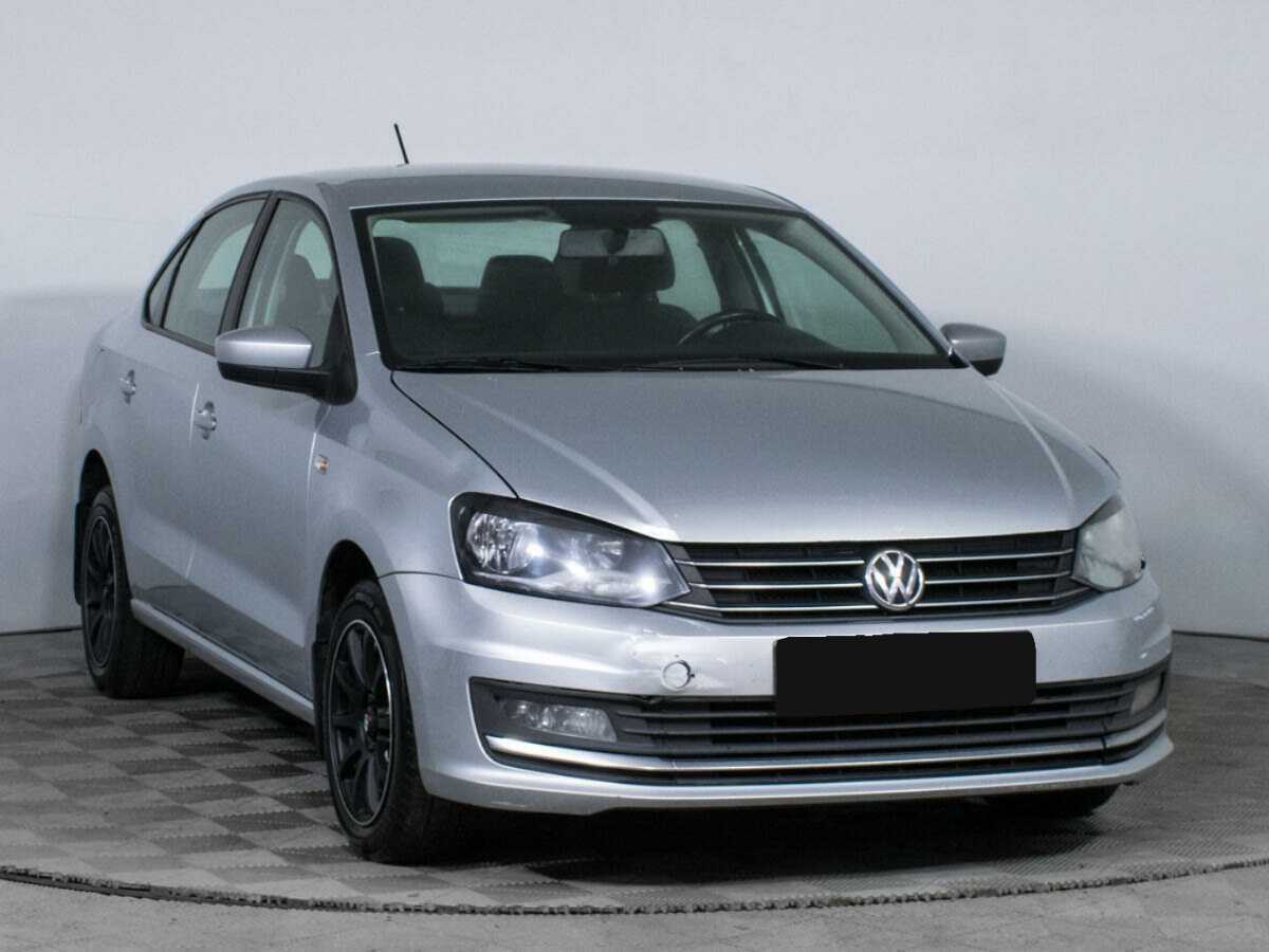 Volkswagen Polo с пробегом — 2016 год. Фото: #2