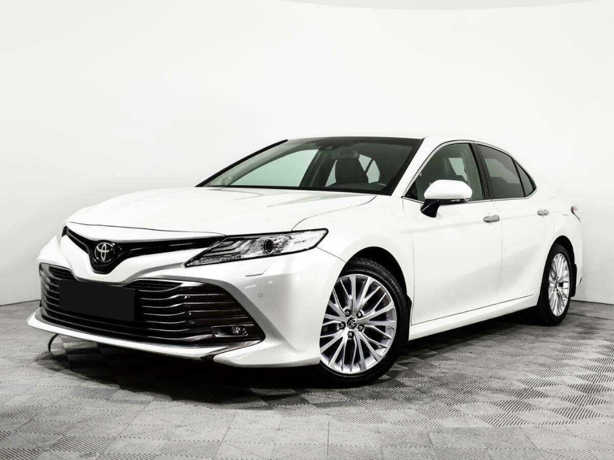 Toyota Camry с пробегом — 2020 год. Посмотреть фото