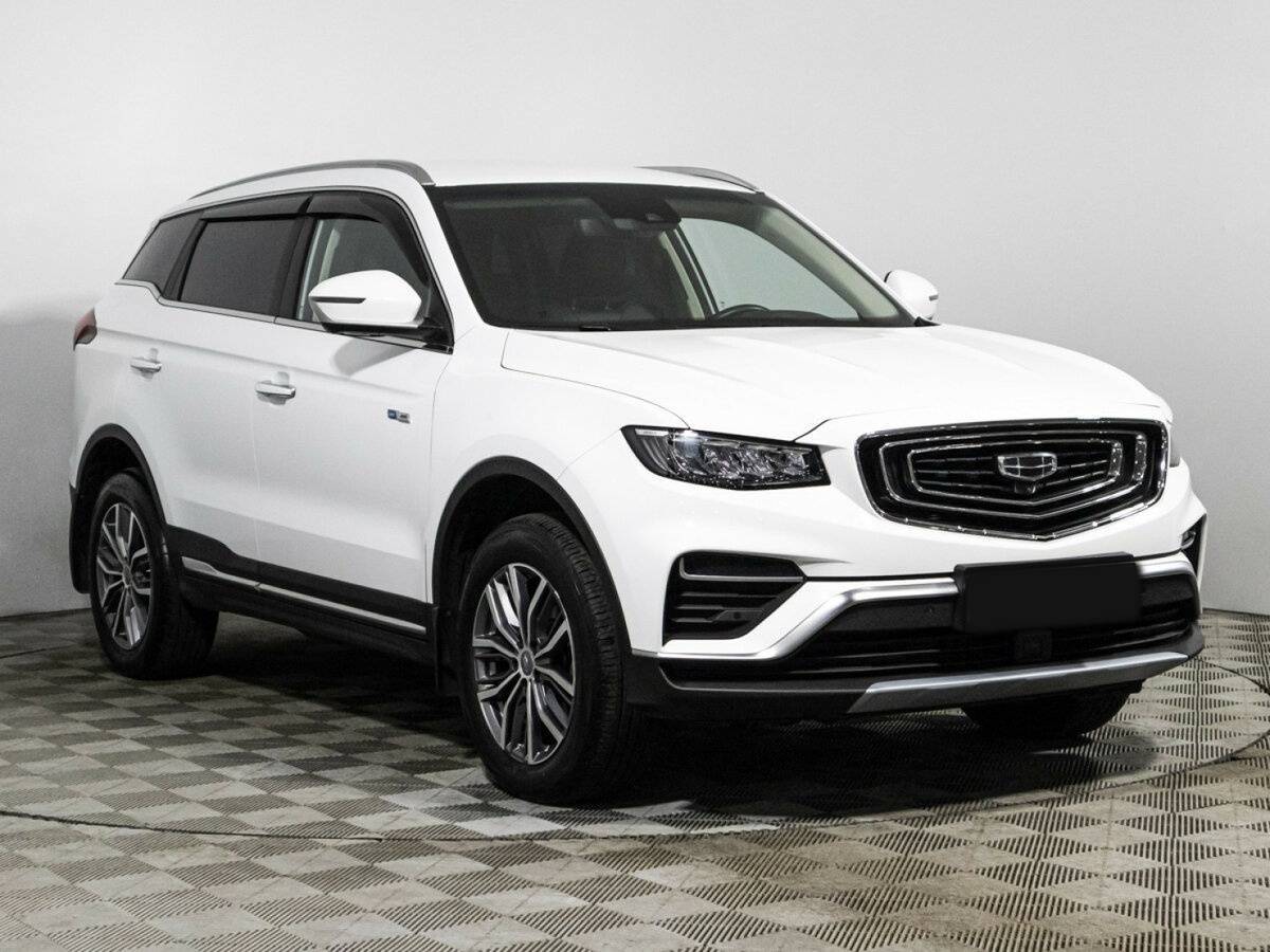 Geely Atlas Pro с пробегом — 2023 год. Фото: #2