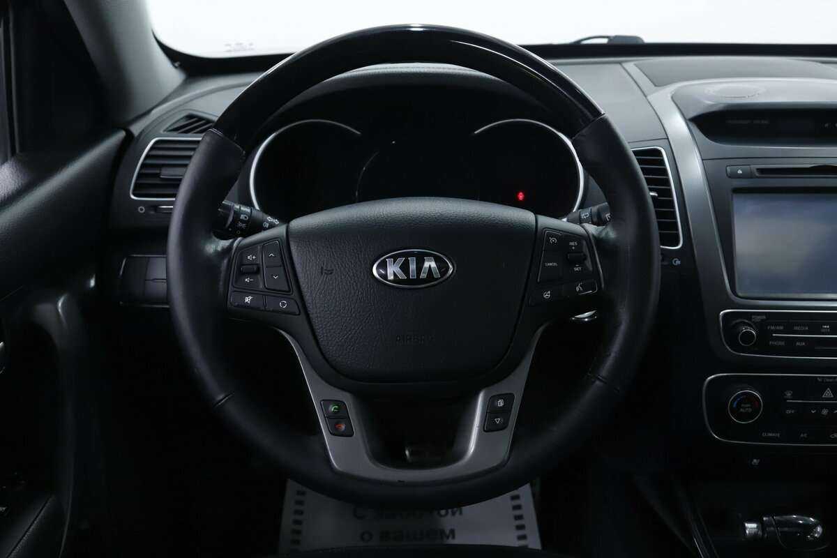 Kia Sorento с пробегом — 2016 год. Фото: #13