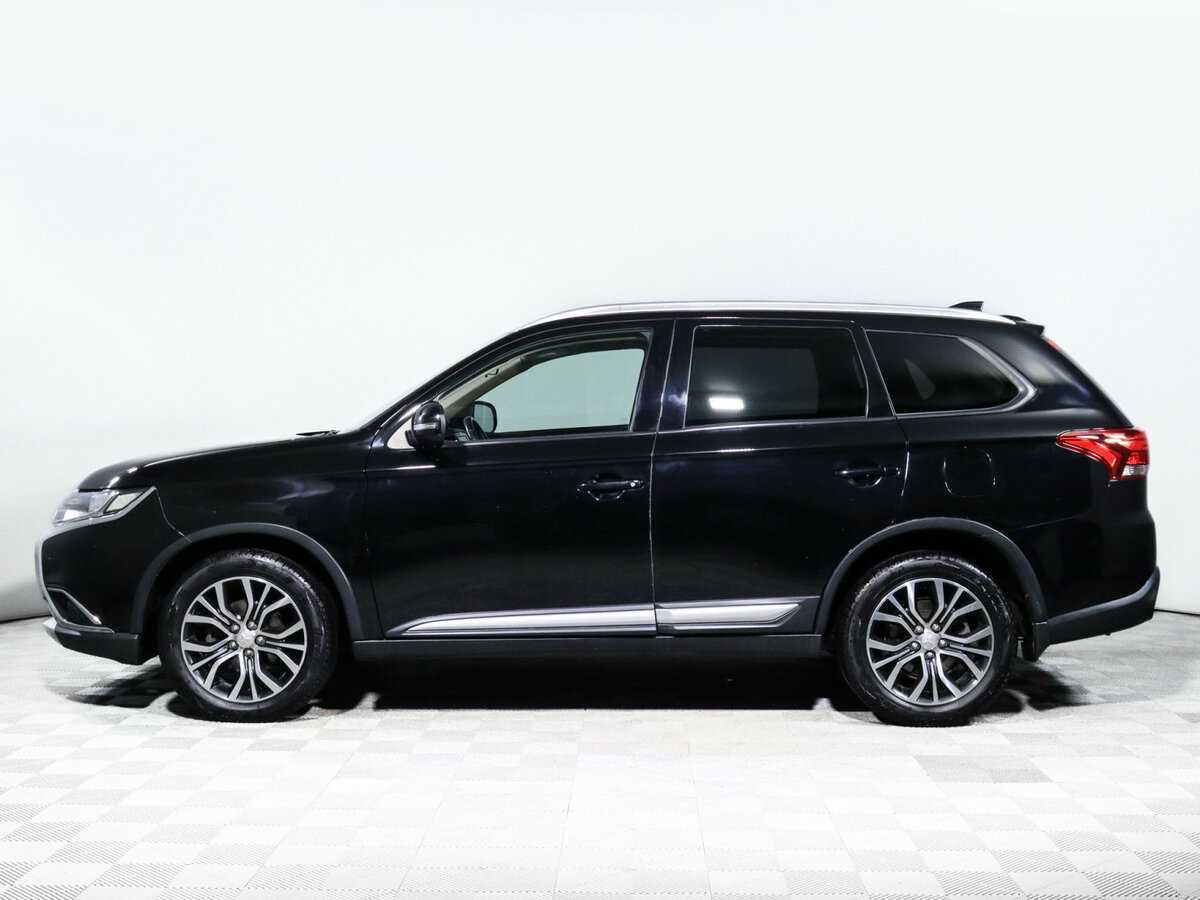 Mitsubishi Outlander с пробегом — 2018 год. Фото: #4