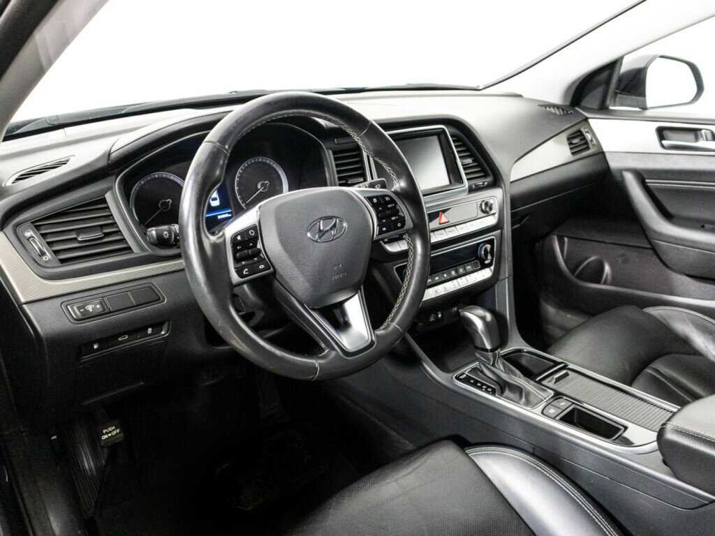 Hyundai Sonata с пробегом — 2019 год. Фото: #10