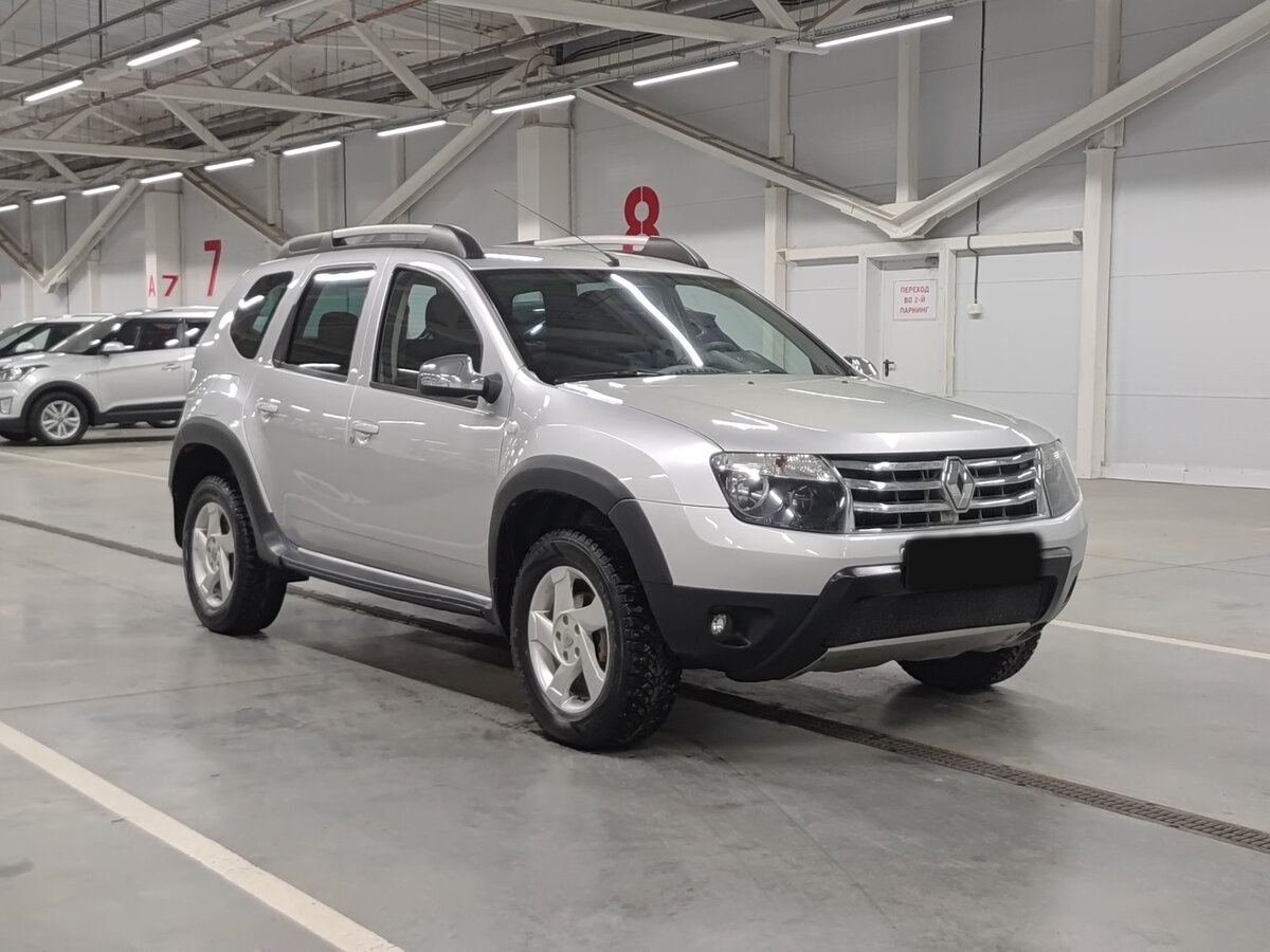 Renault Duster с пробегом — 2012 год. Фото: #2