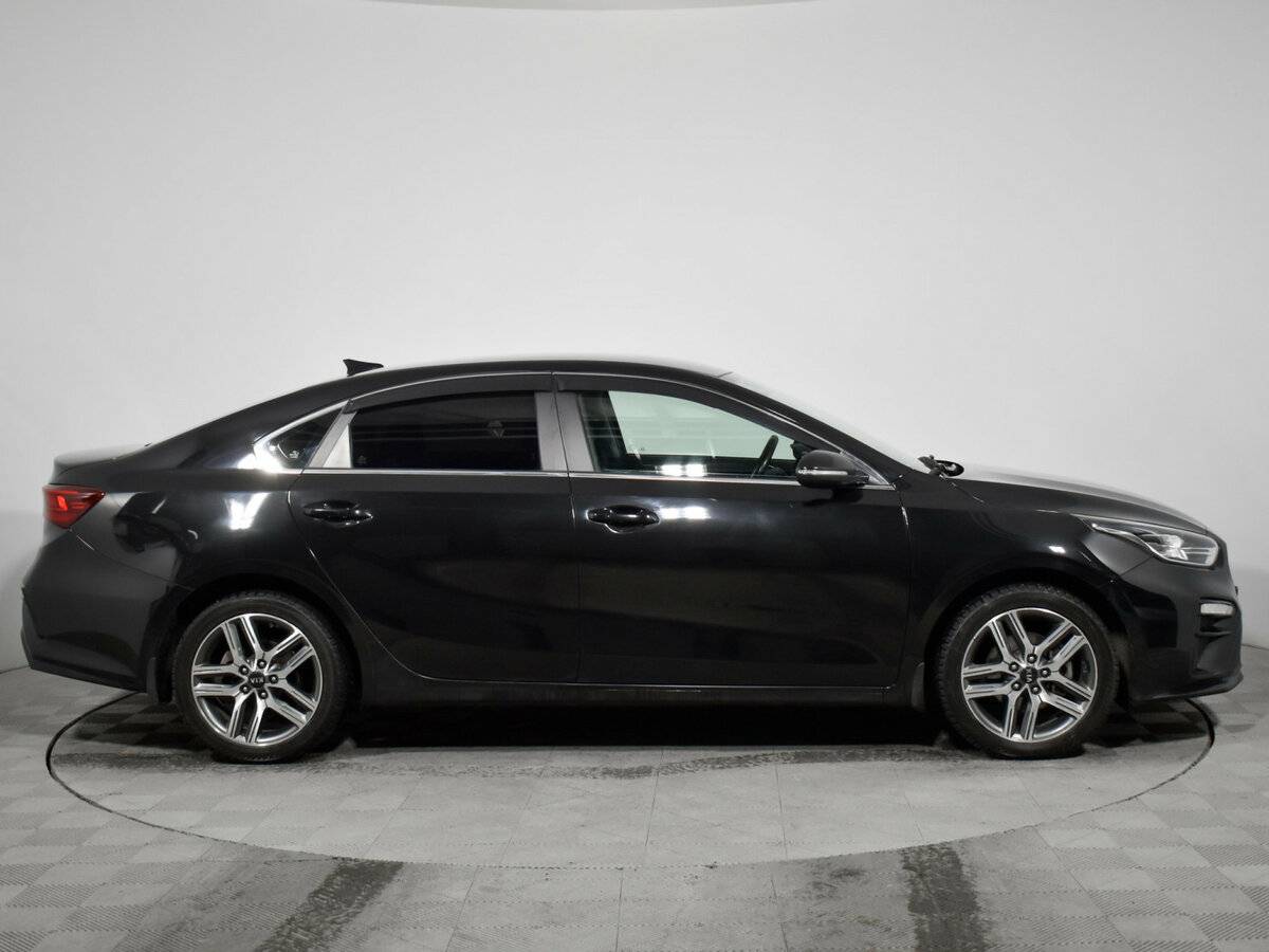 Kia Cerato с пробегом — 2019 год. Фото: #3
