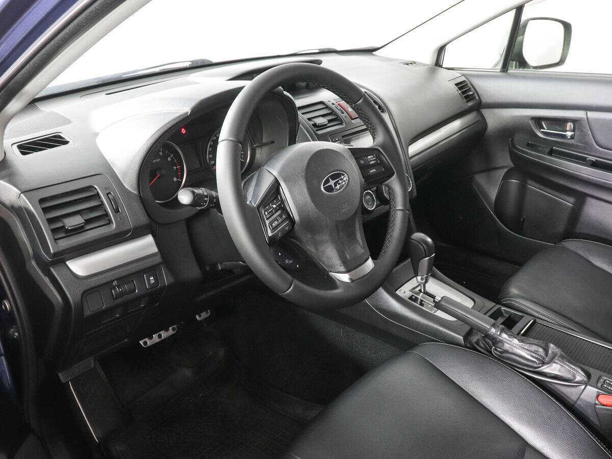 Subaru XV с пробегом — 2013 год. Фото: #8