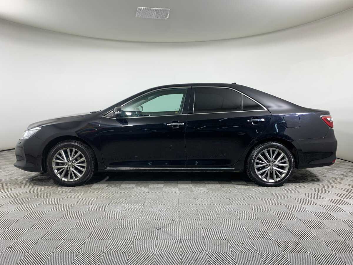 Toyota Camry с пробегом — 2016 год. Фото: #7