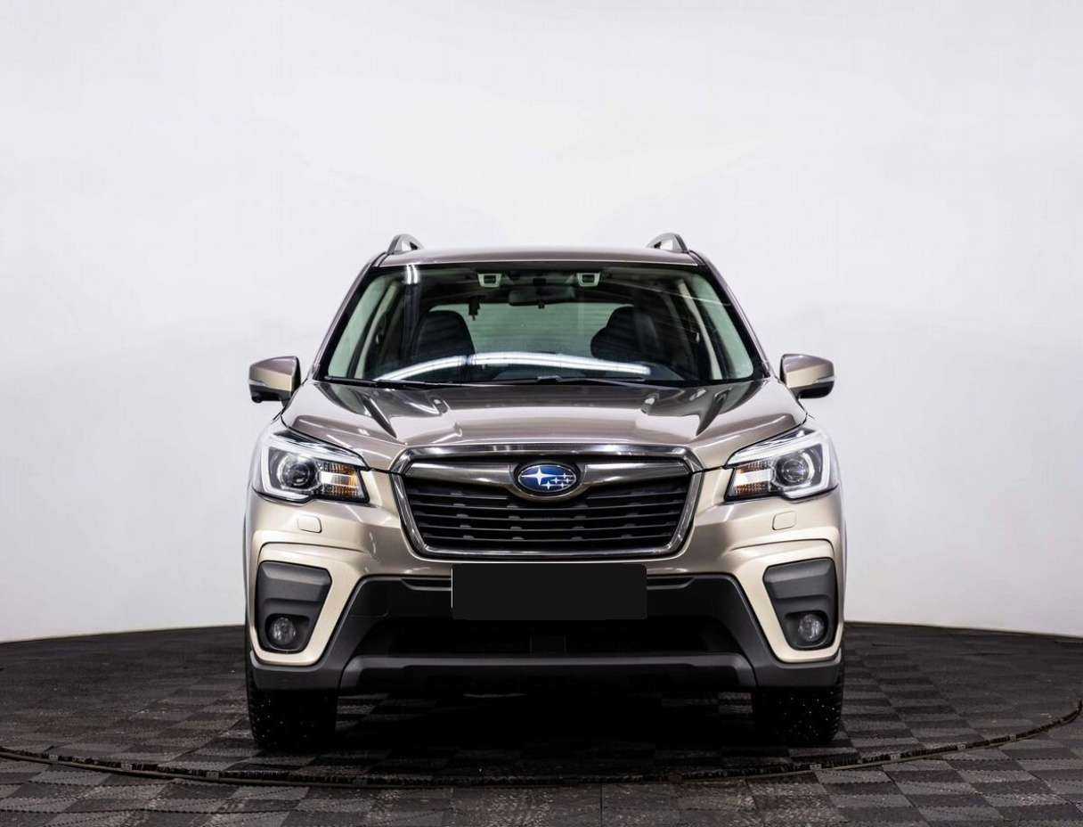 Subaru Forester с пробегом — 2018 год. Фото: #1