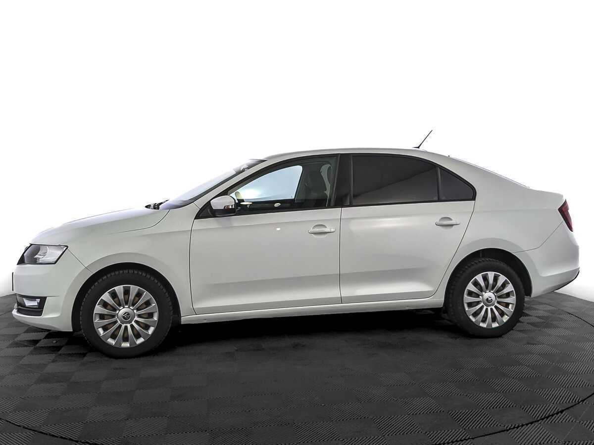 Skoda Rapid с пробегом — 2019 год. Фото: #7
