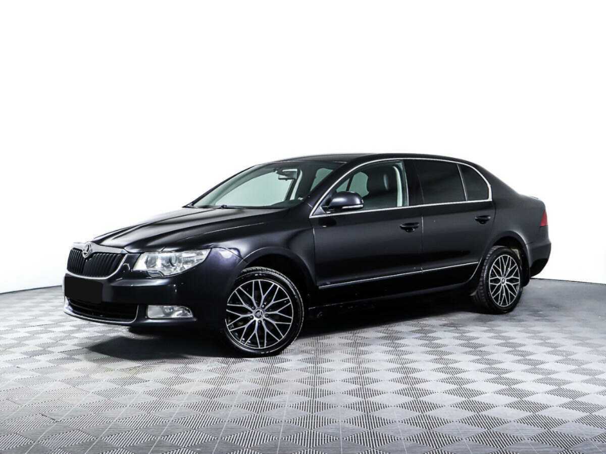 Skoda Superb с пробегом — 2012 год. Фото: #0