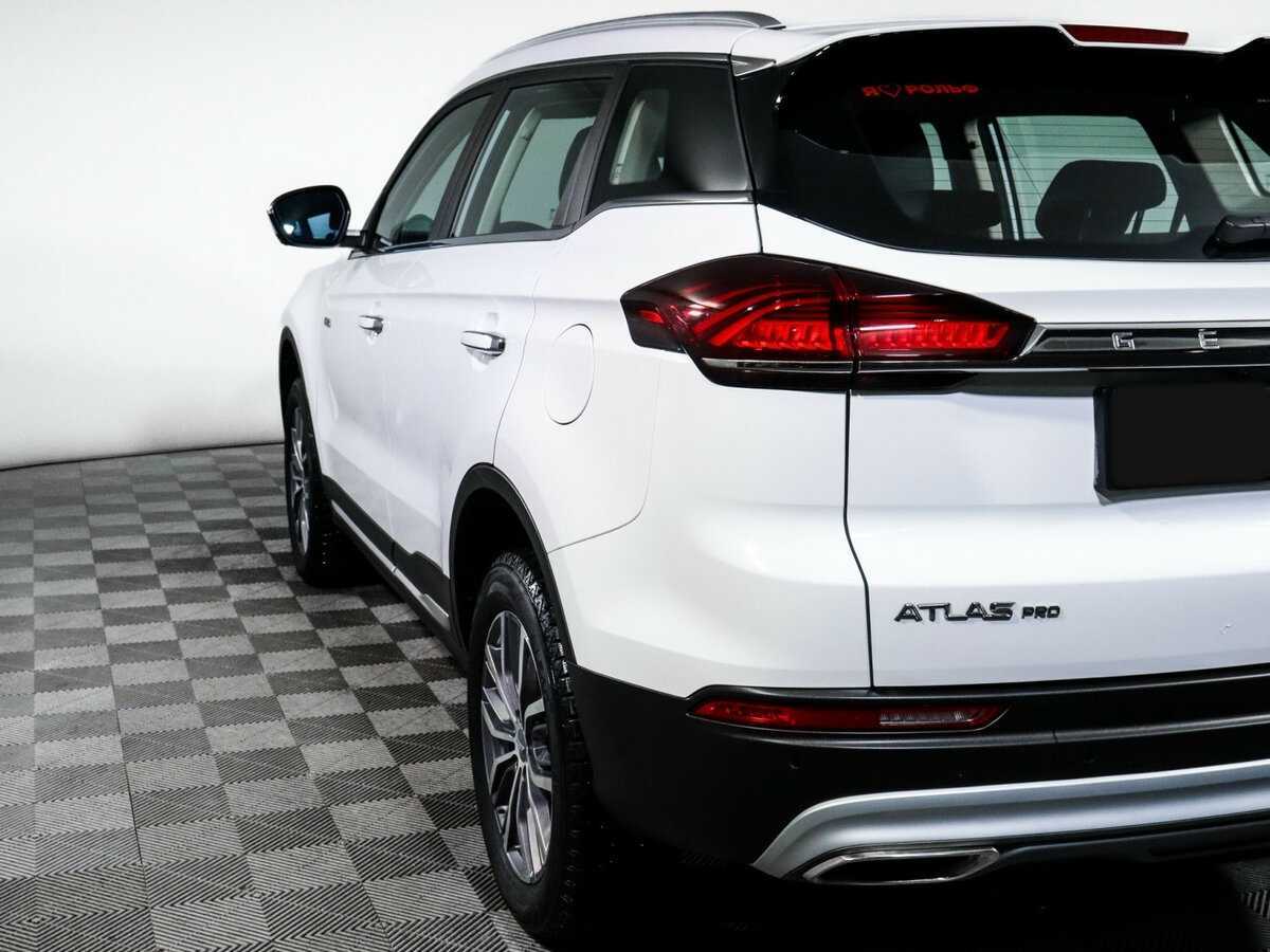Geely Atlas Pro с пробегом — 2023 год. Фото: #19