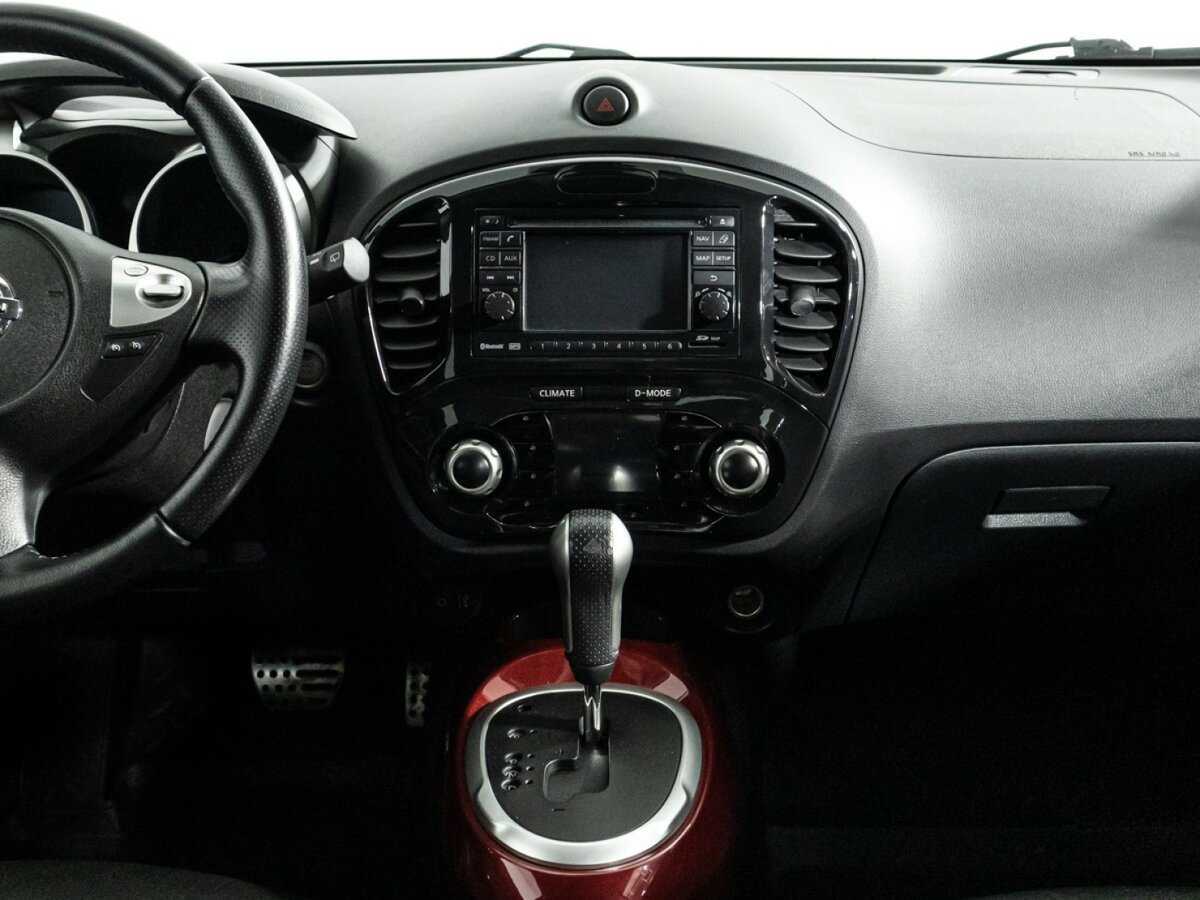 Nissan Juke с пробегом — 2012 год. Фото: #13