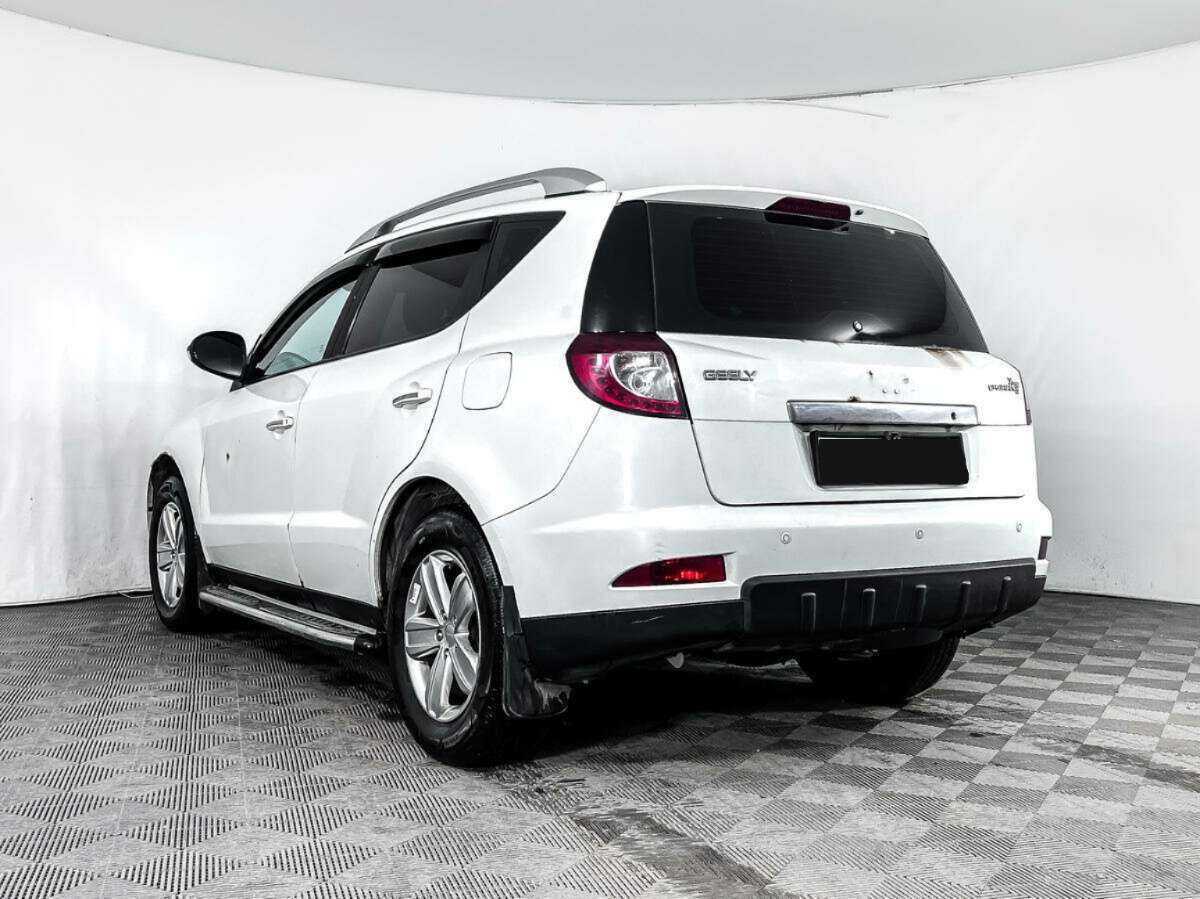Geely Emgrand X7 с пробегом — 2015 год. Фото: #6
