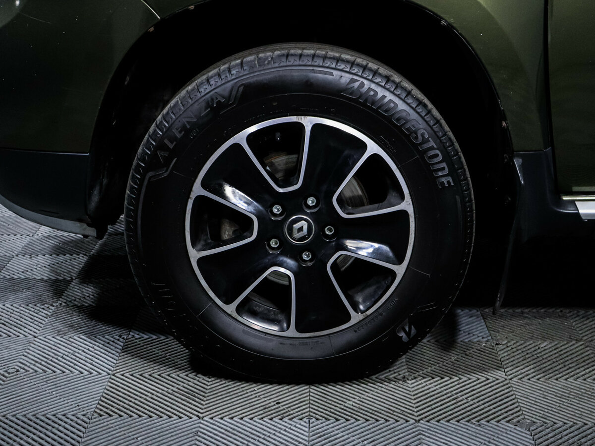 Renault Duster с пробегом — 2017 год. Фото: #11