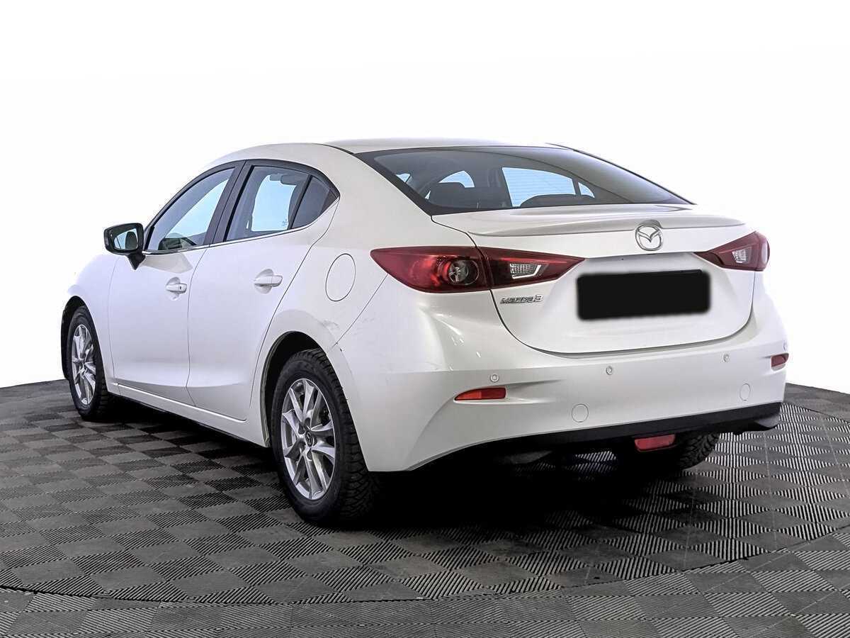 Mazda 3 с пробегом — 2014 год. Фото: #6