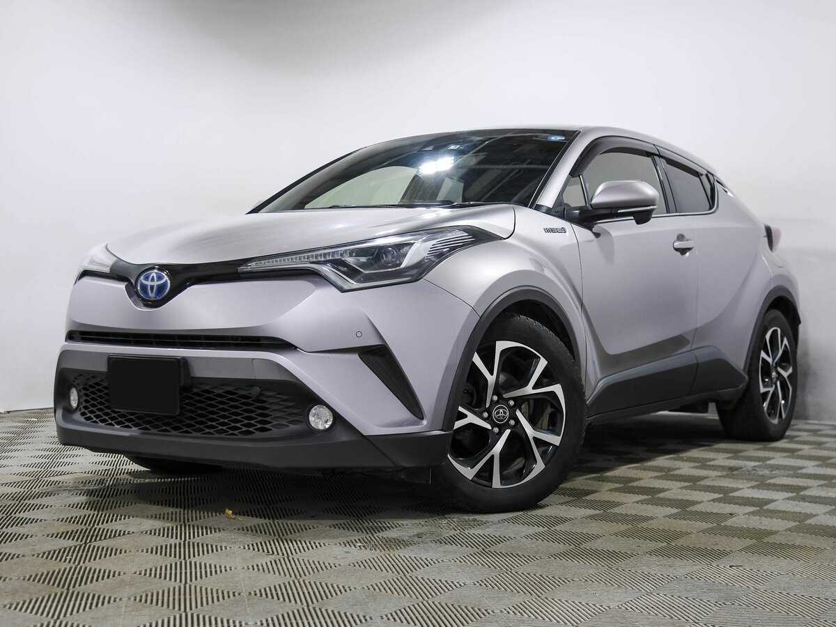 Toyota C-HR с пробегом — 2017 год. Посмотреть фото