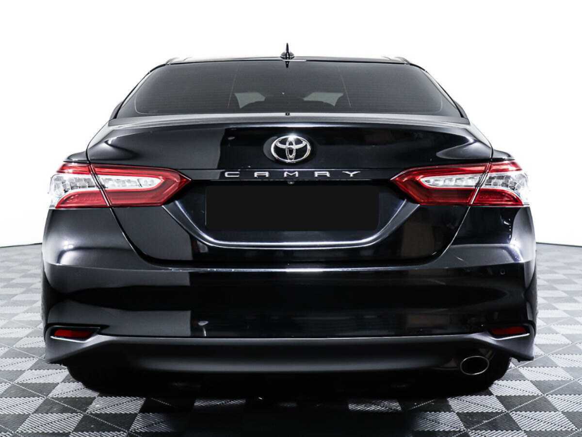 Toyota Camry с пробегом — 2021 год. Фото: #5