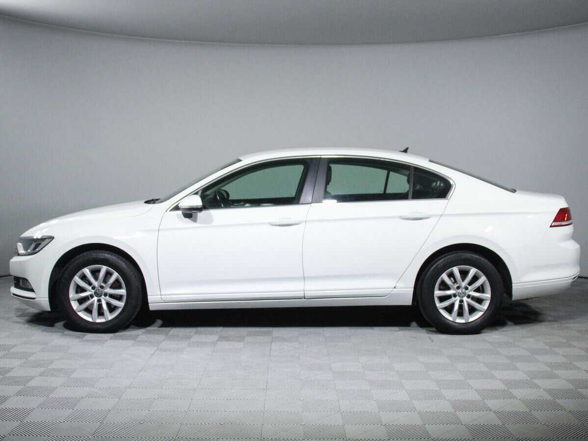 Volkswagen Passat с пробегом — 2018 год. Фото: #7