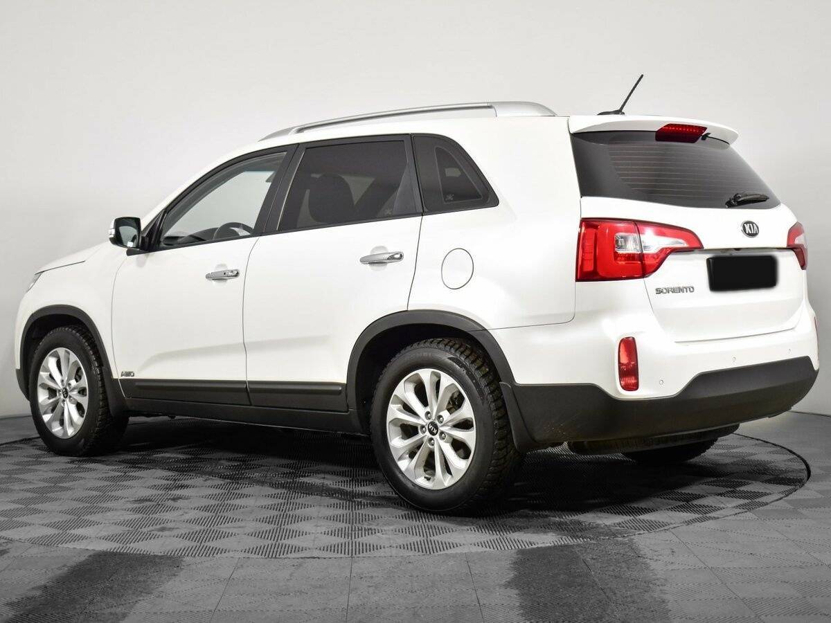 Kia Sorento с пробегом — 2017 год. Фото: #6